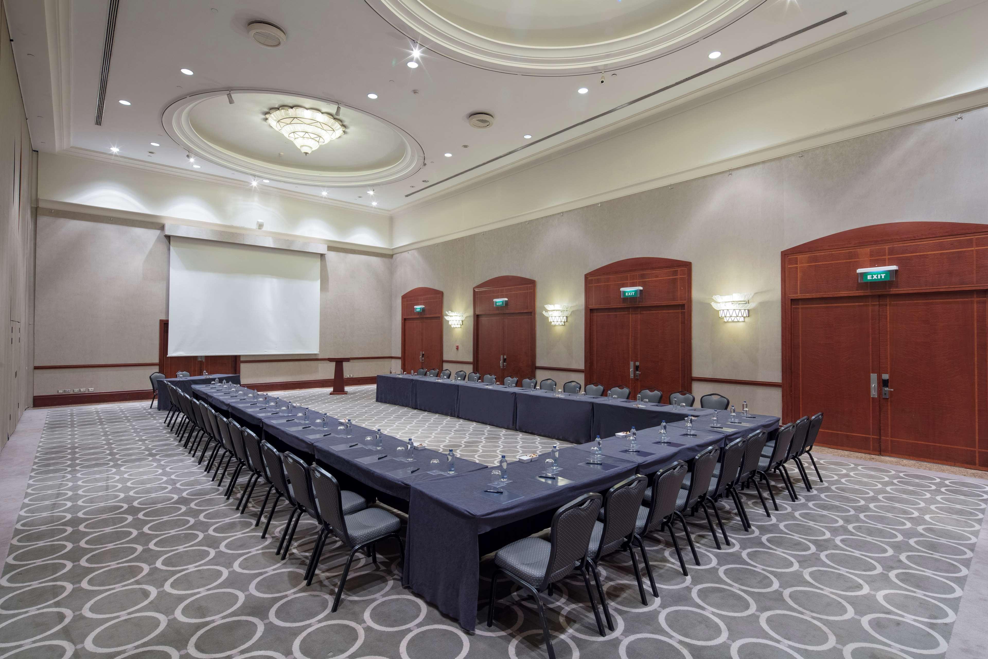 Adana Hiltonsa Hotel מראה חיצוני תמונה