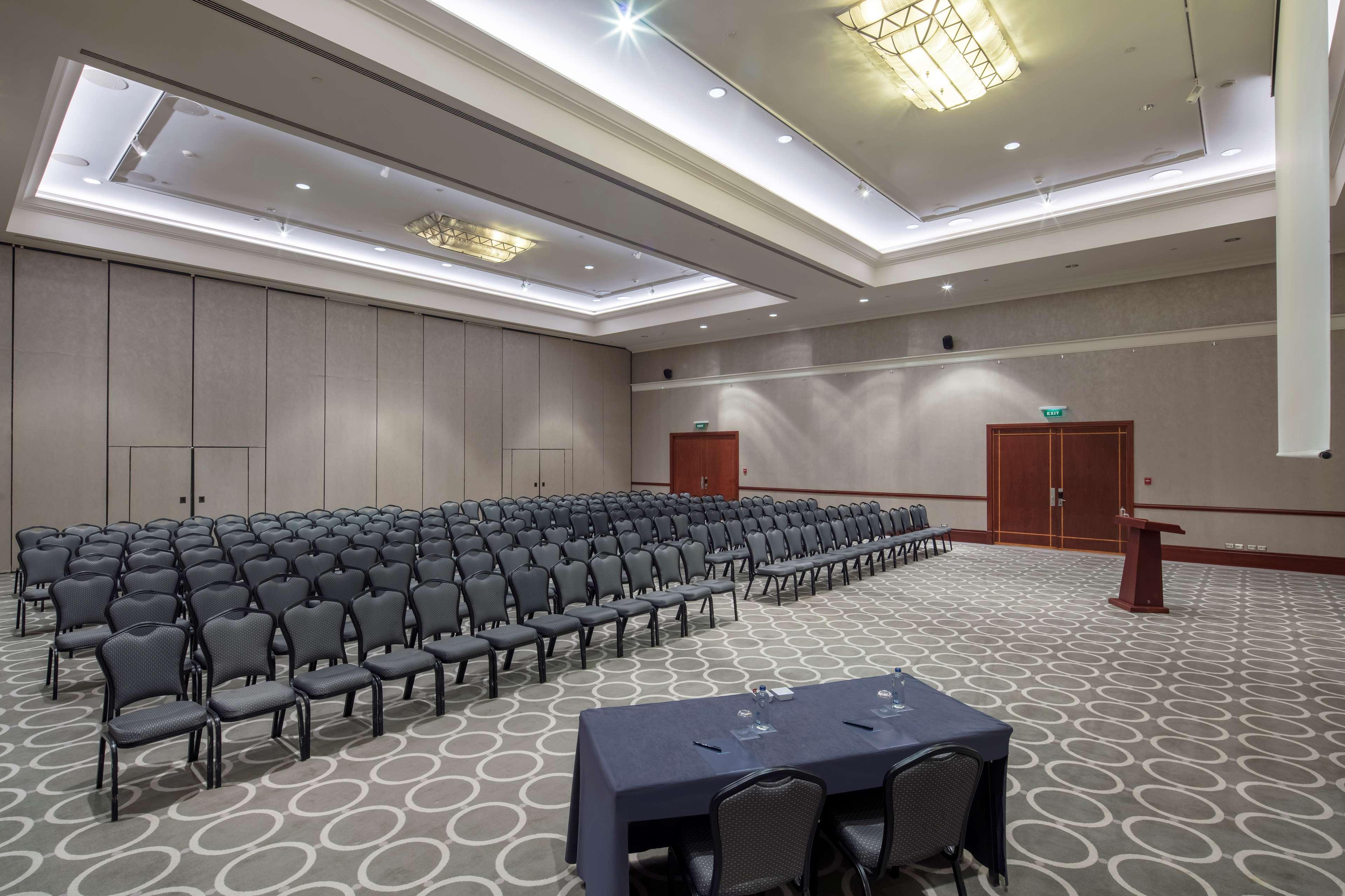 Adana Hiltonsa Hotel מראה חיצוני תמונה