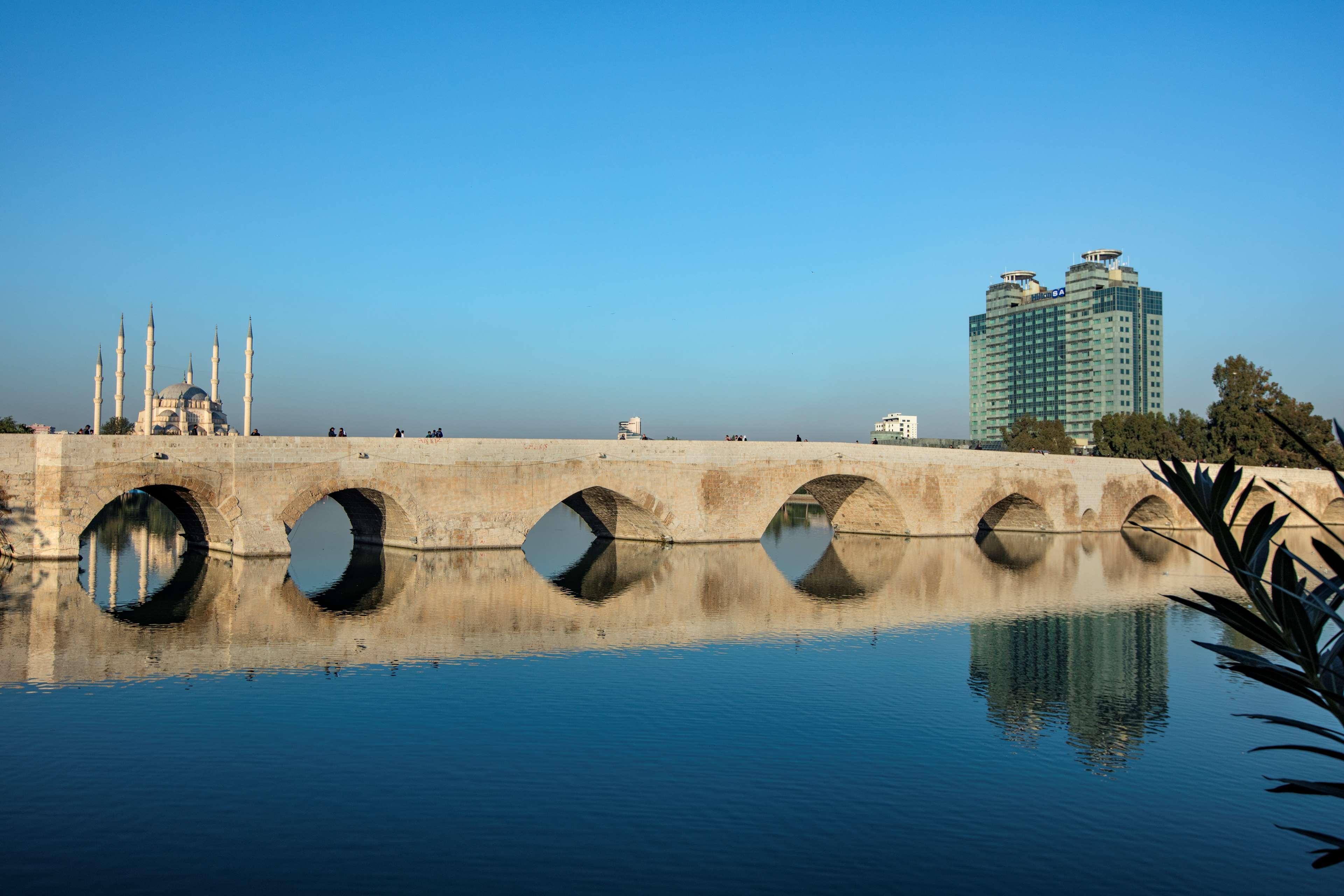 Adana Hiltonsa Hotel מראה חיצוני תמונה