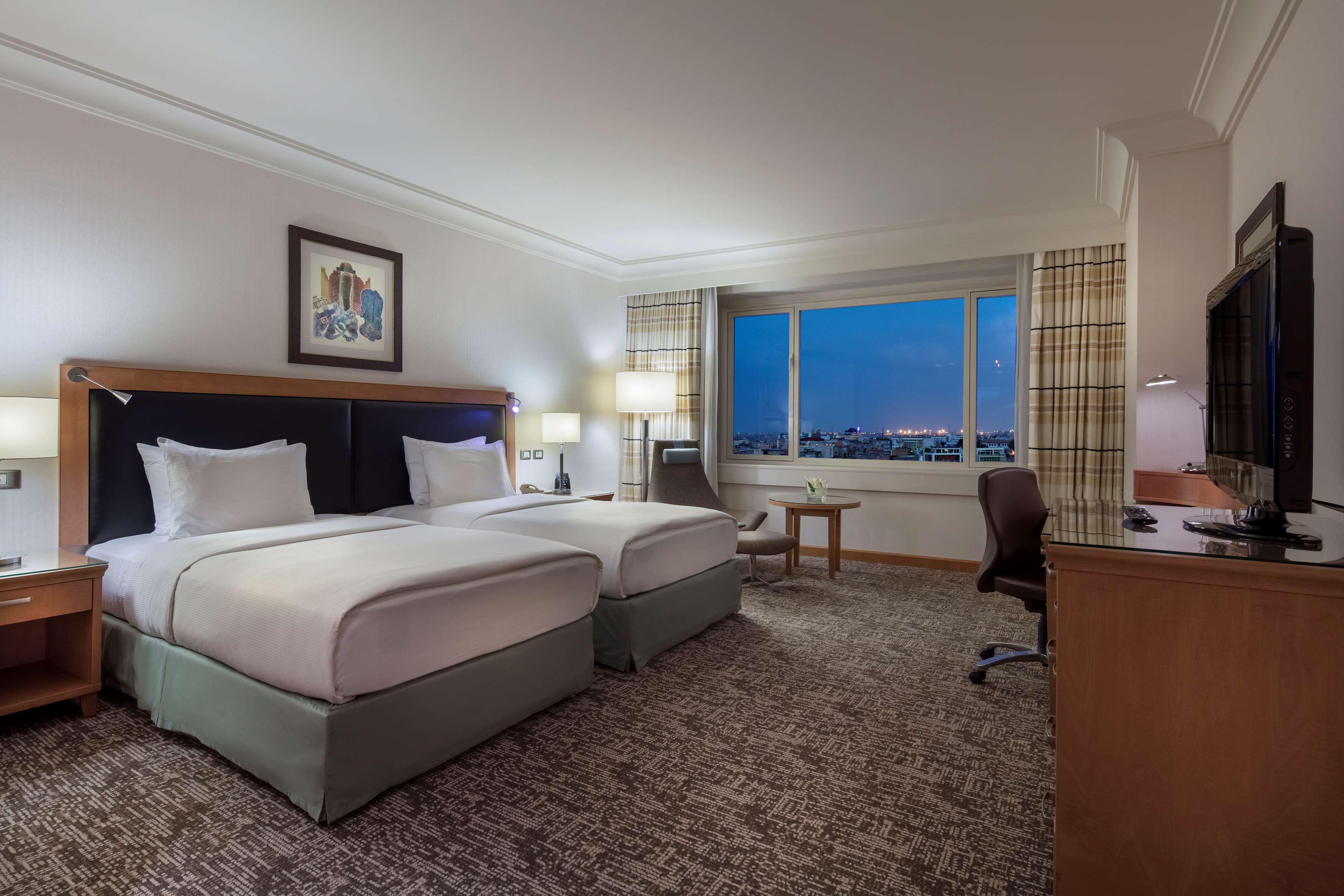 Adana Hiltonsa Hotel מראה חיצוני תמונה