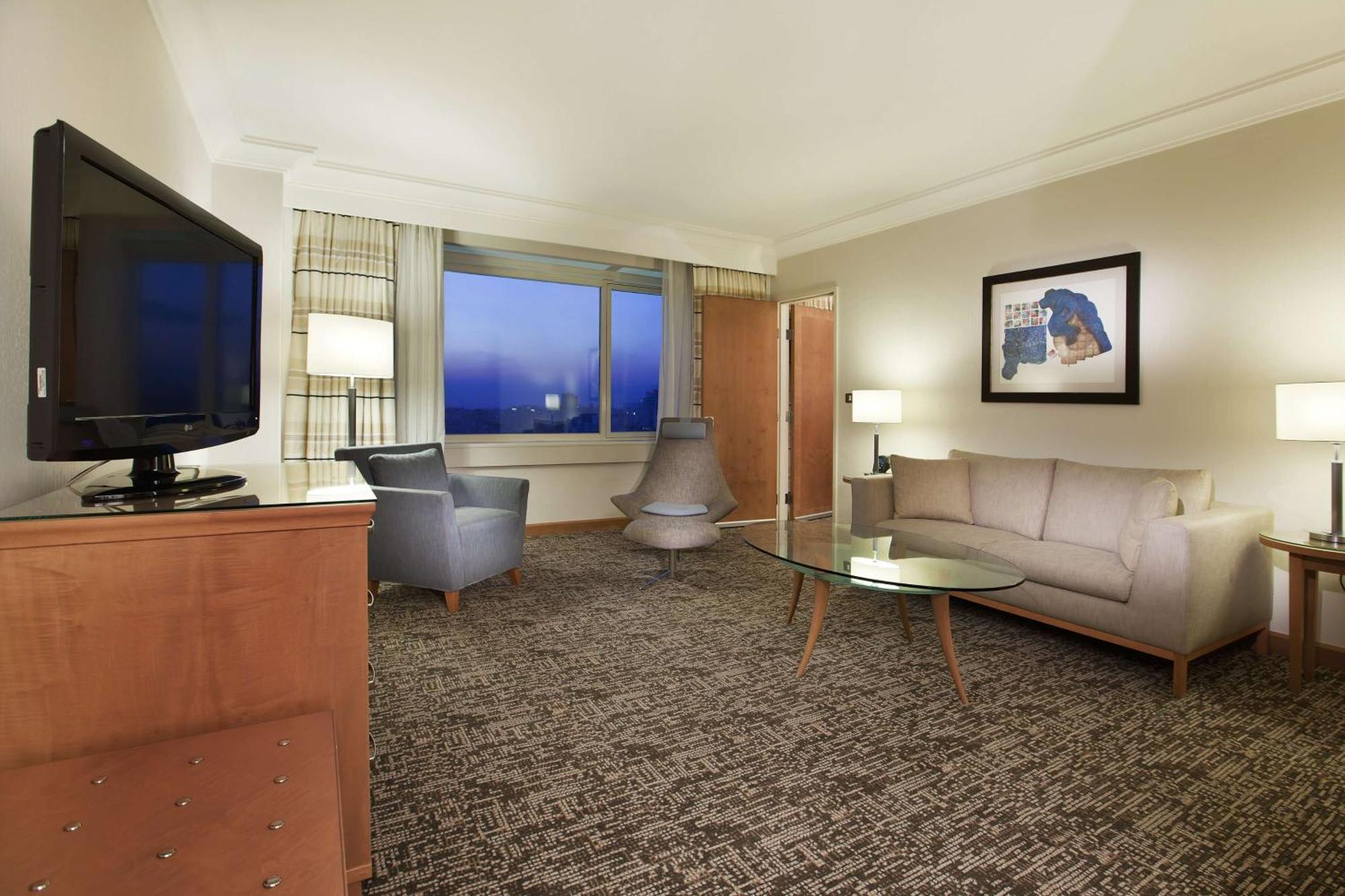 Adana Hiltonsa Hotel מראה חיצוני תמונה
