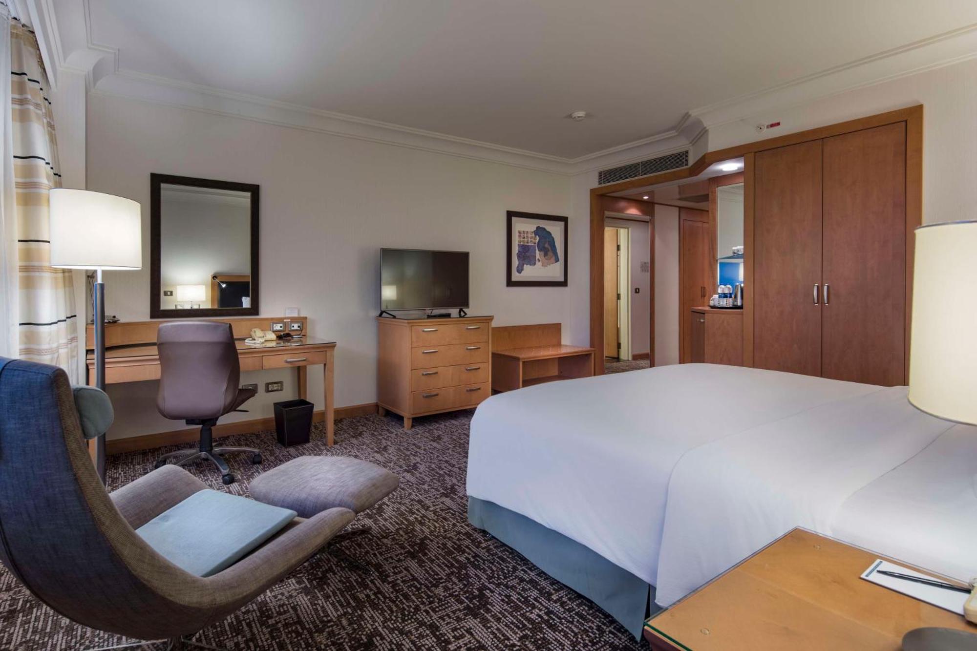 Adana Hiltonsa Hotel מראה חיצוני תמונה