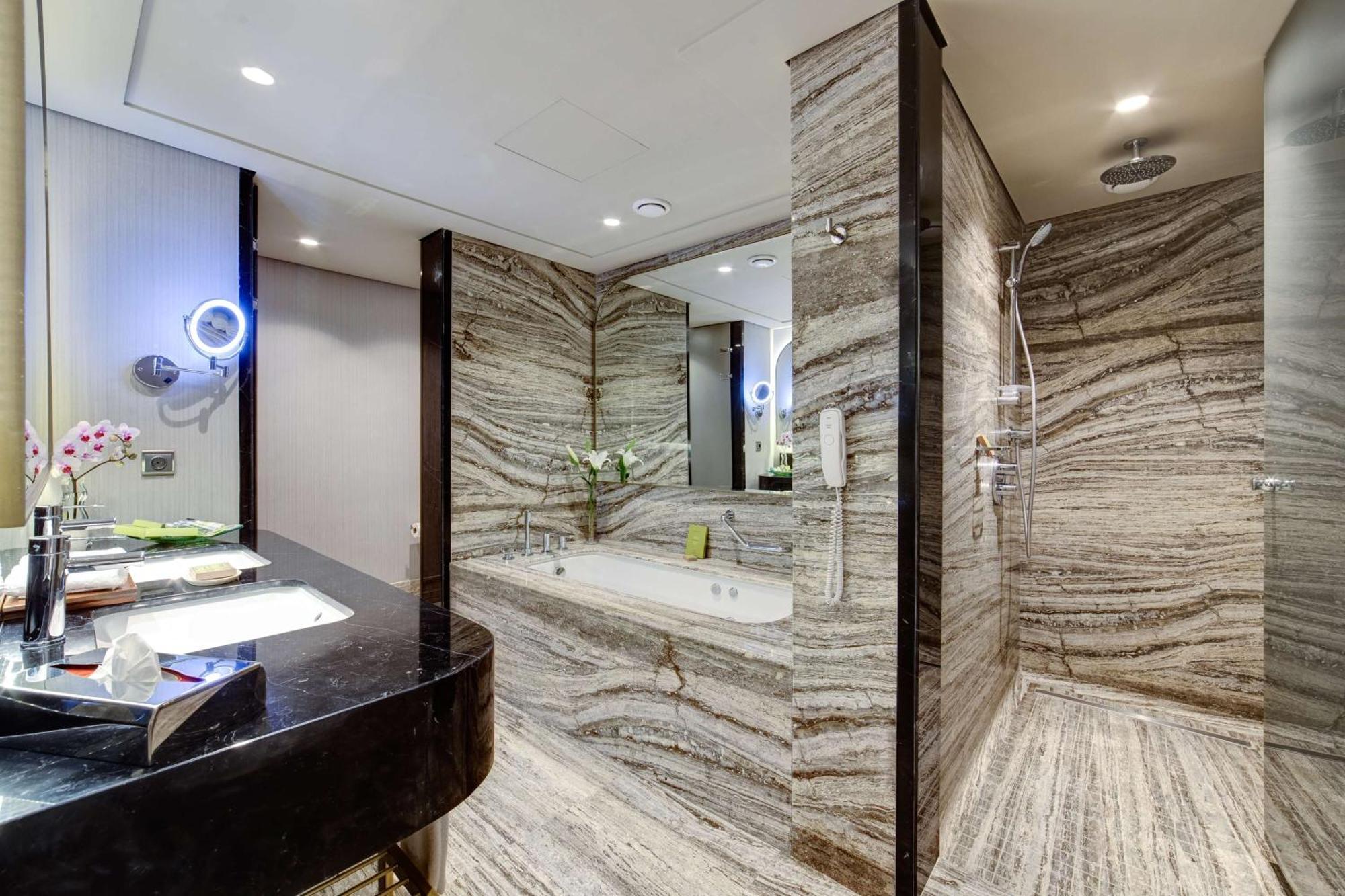 Adana Hiltonsa Hotel מראה חיצוני תמונה