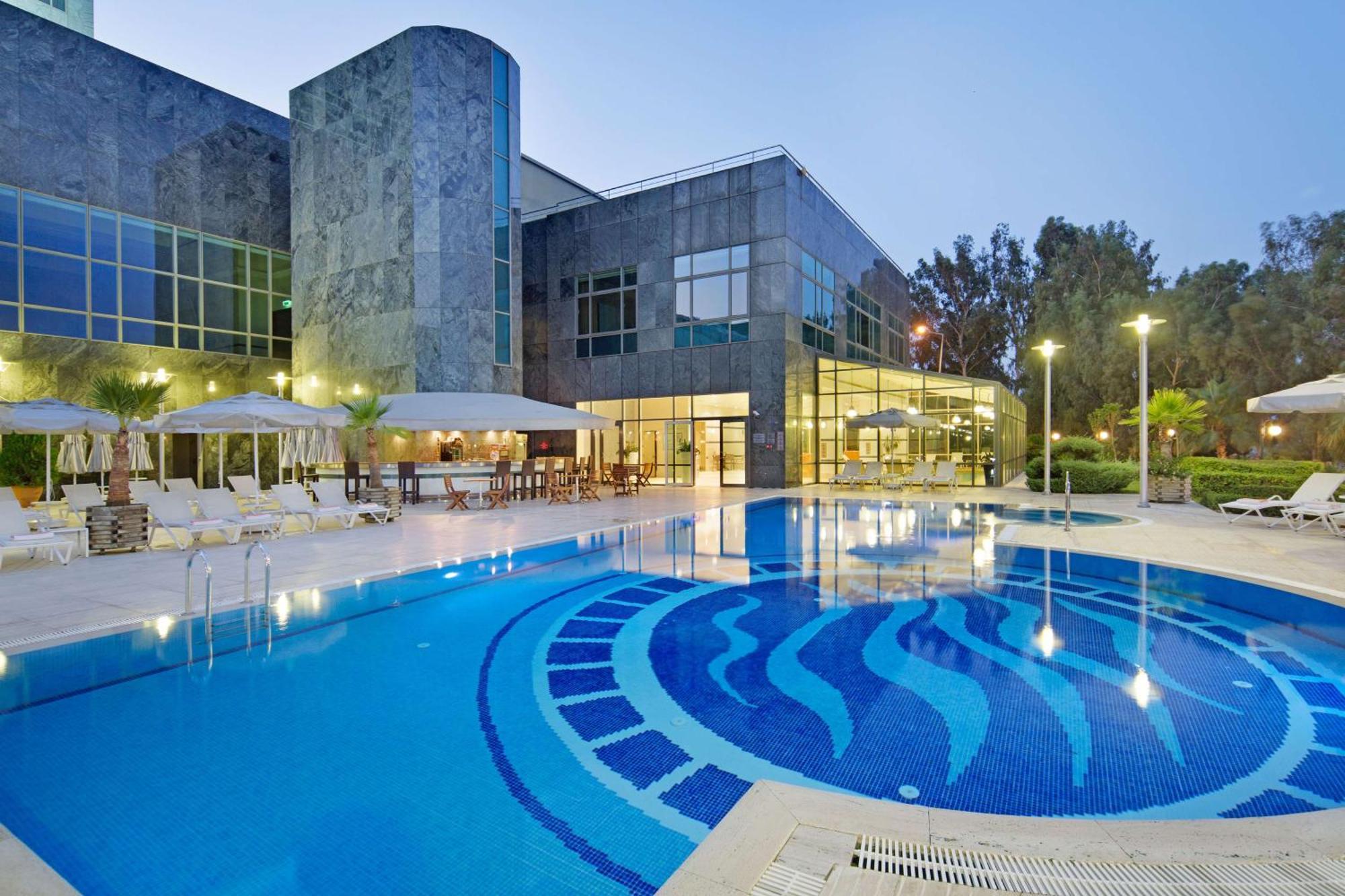 Adana Hiltonsa Hotel מראה חיצוני תמונה
