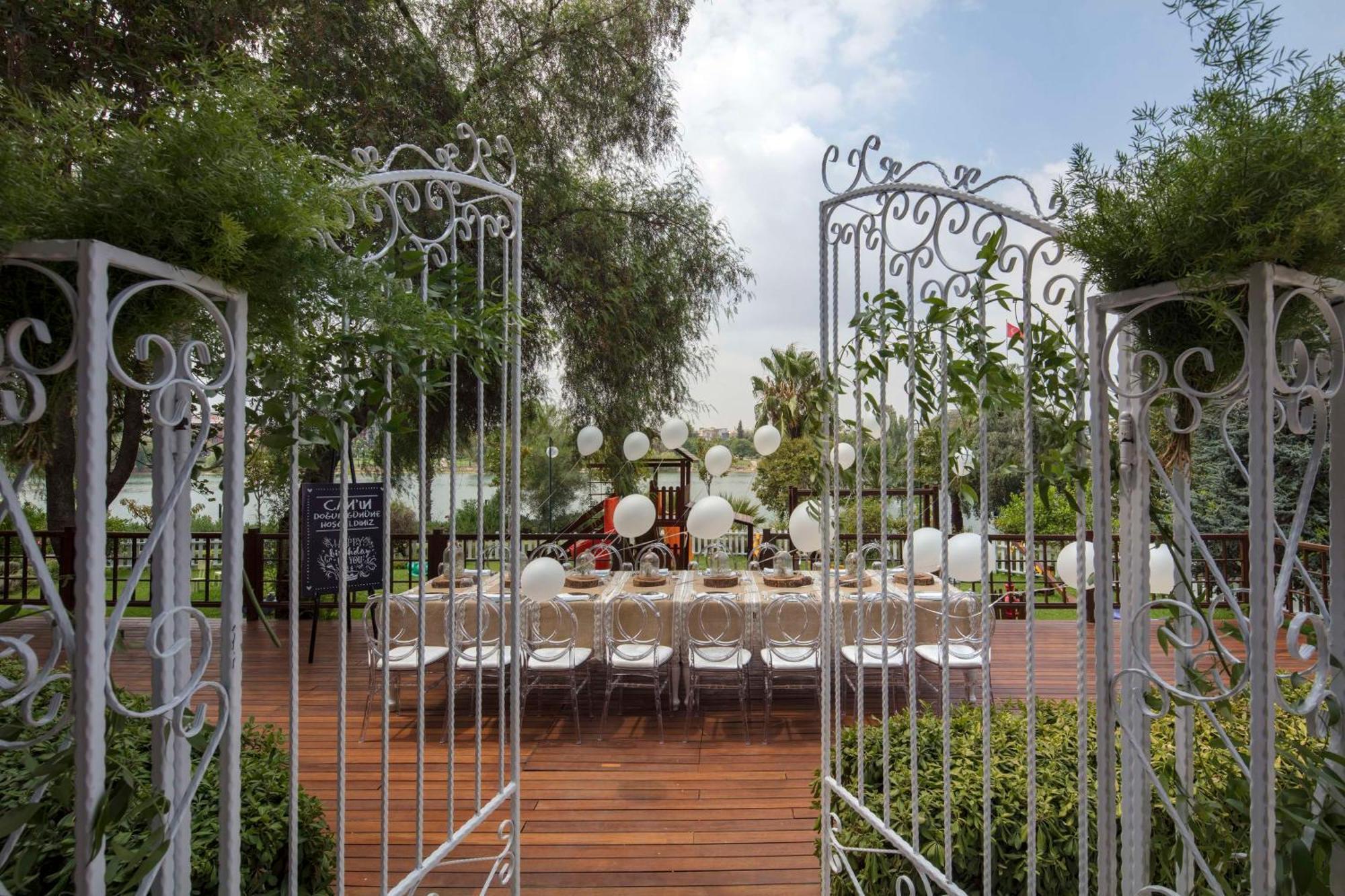 Adana Hiltonsa Hotel מראה חיצוני תמונה